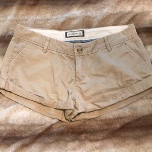 Abercrombie & Fitch shorts ✨